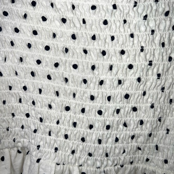 AMERICAN EAGLE SMOCKED POLKA DOT TOP C4 D30 - Picture 4 of 4